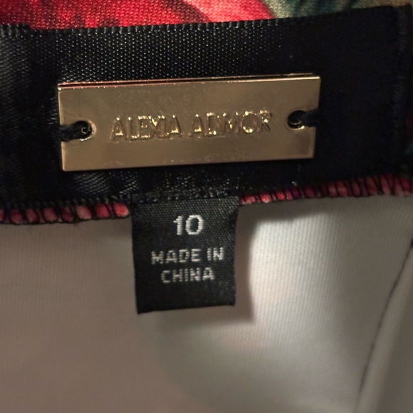 Alexia Admor Red and Green Floral One-Shoulder Dress - Picture 2 of 9